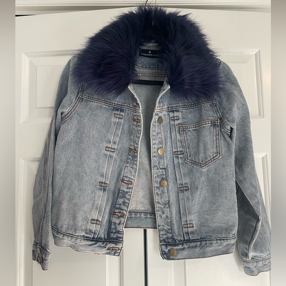 Tuckernuck Denim Jacket with Removable Fur Collar - Picture 5 of 8